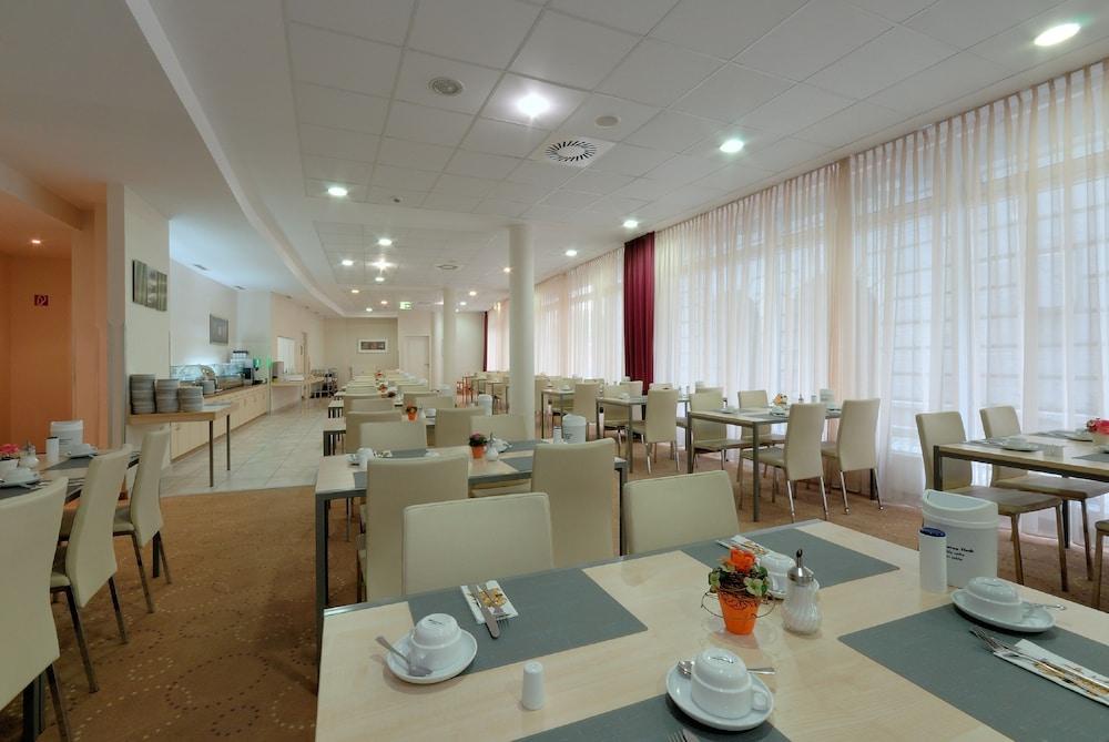 Western Mitte Hotel