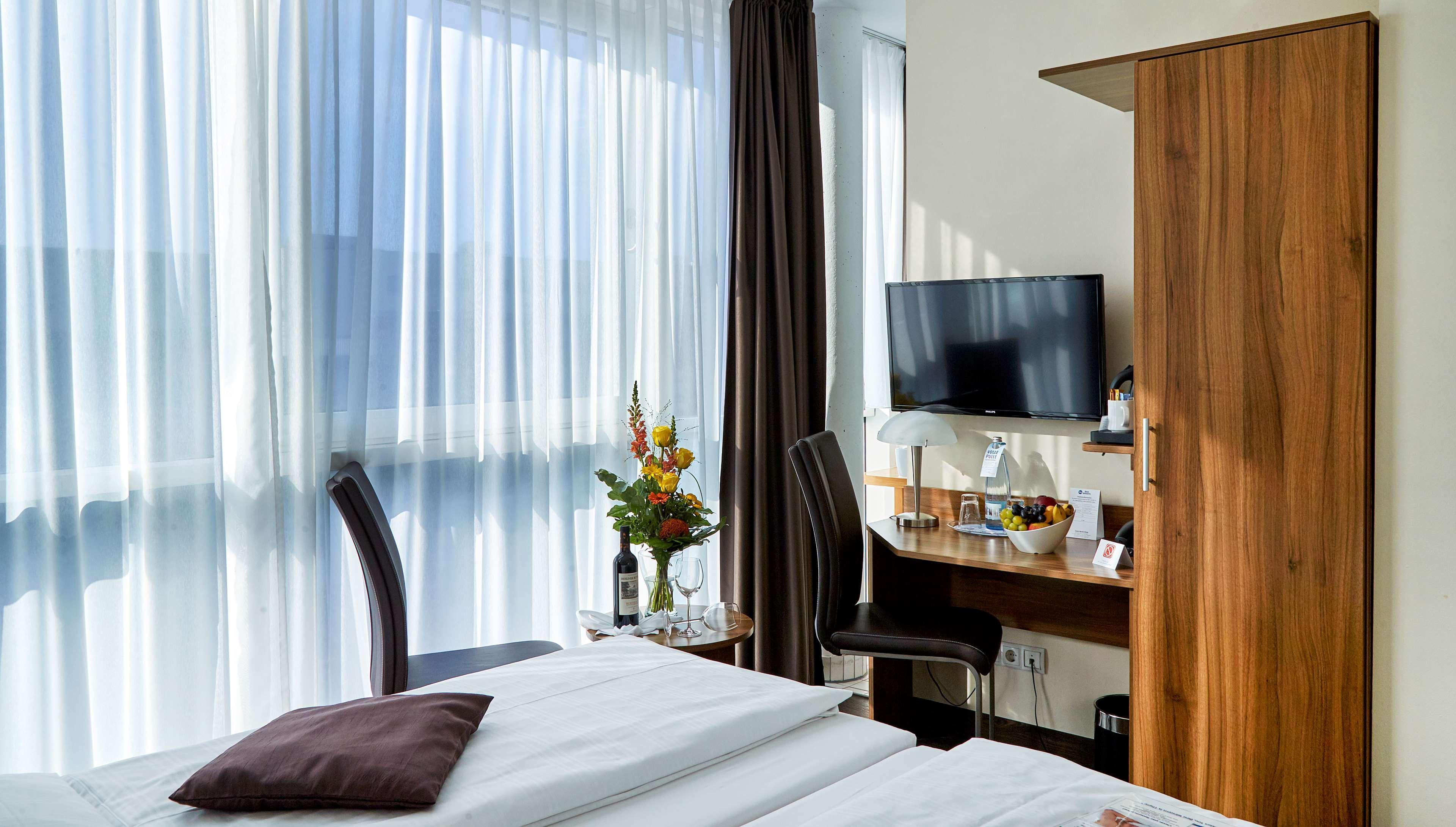 Hotel Western Mitte 3*
