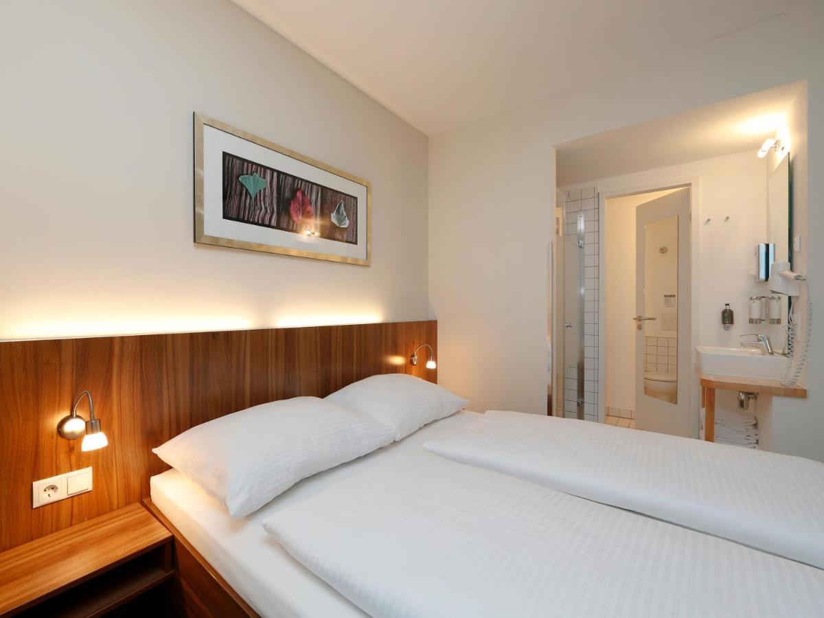 Hotel Western Mitte 3*